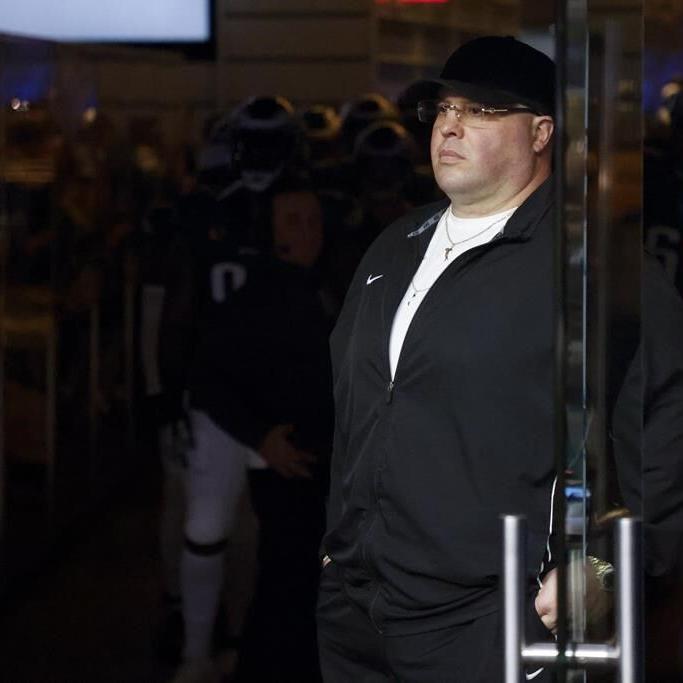 NFL bans Eagles security chief Dom DiSandro from sideline for rest of regular season, AP sources say